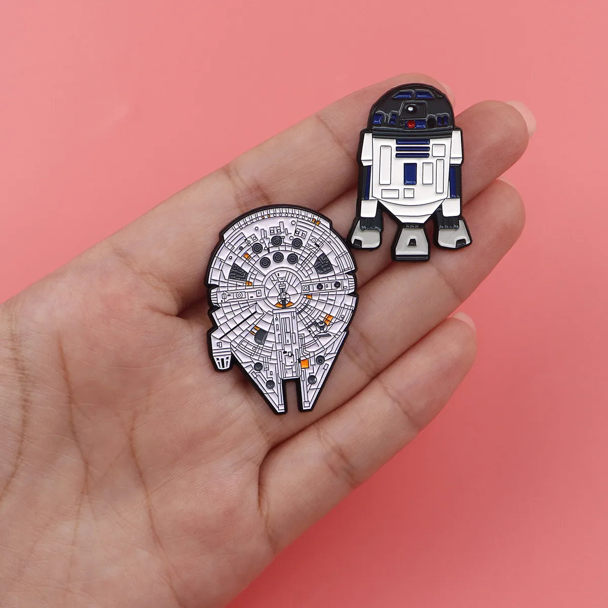 Pin R2-D2