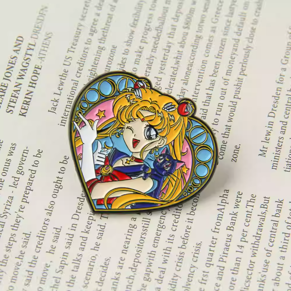 Pin Sailor Moon