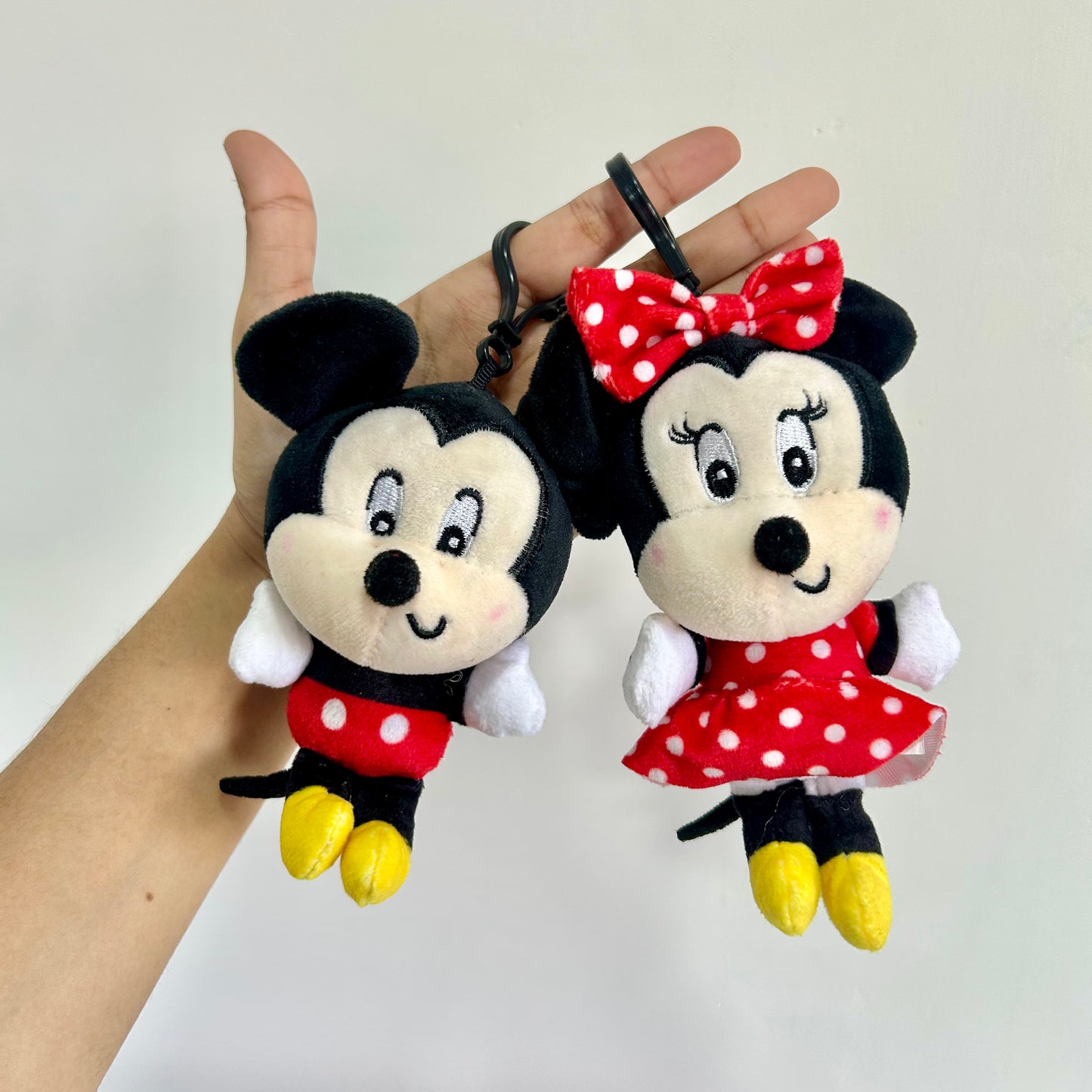 Set de llaveros Mickey y Minnie Mouse