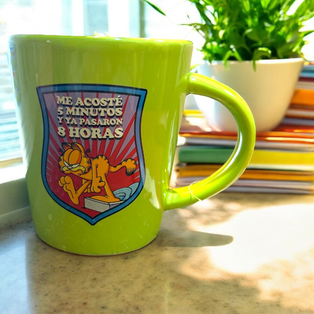 Taza cerámica Garfield