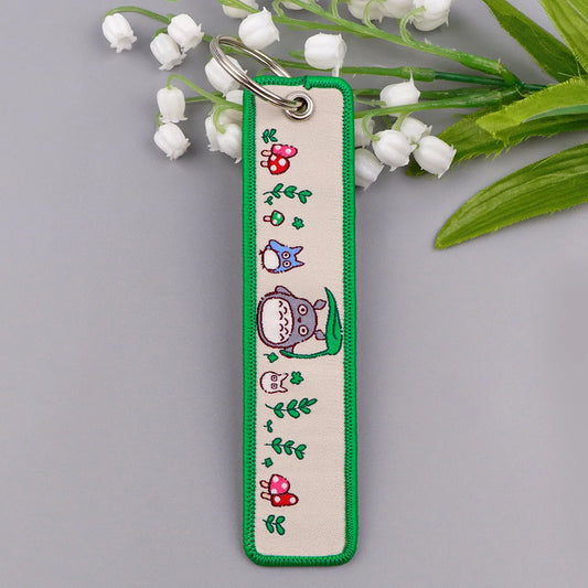 Llavero tejido de Totoro