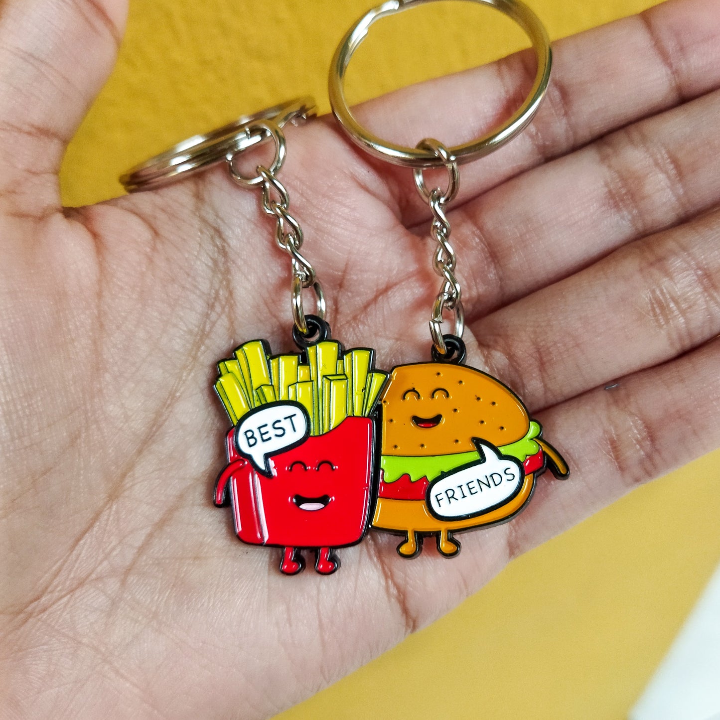Set de llaveros hamburguesa y papas fritas