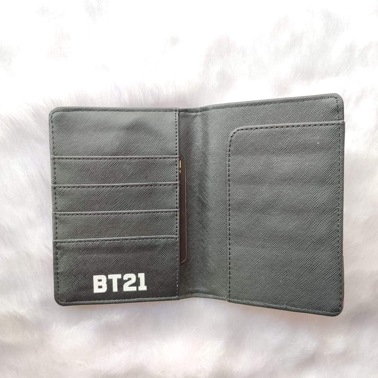 Portapasaporte BT21