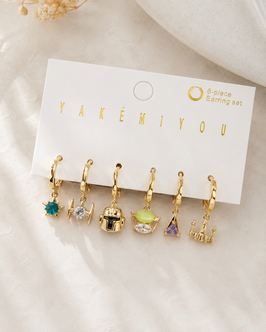 Set de 6 aretes Star Wars baño de oro 14k
