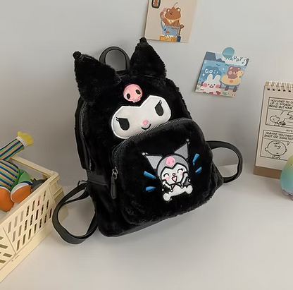Bolso de Kuromi con correas ajustables