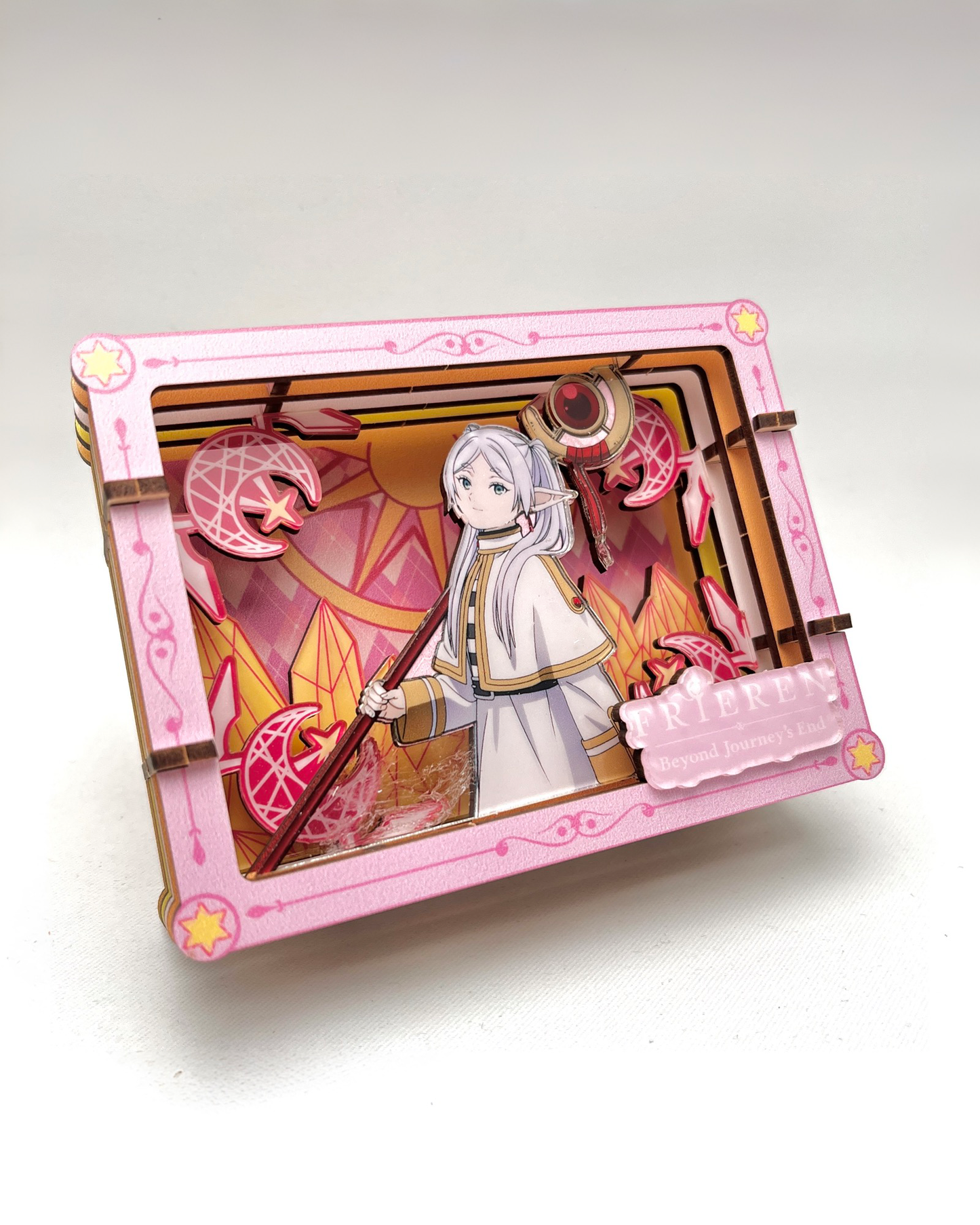 Blind Box Teatro de Madera Frieren – 6 Modelos Aleatorios