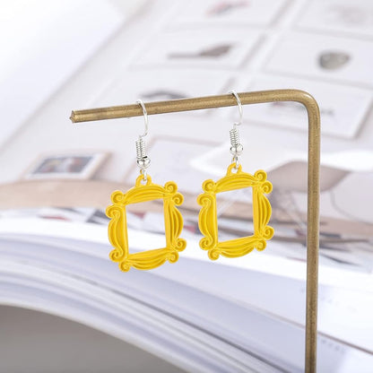 Aretes Friends