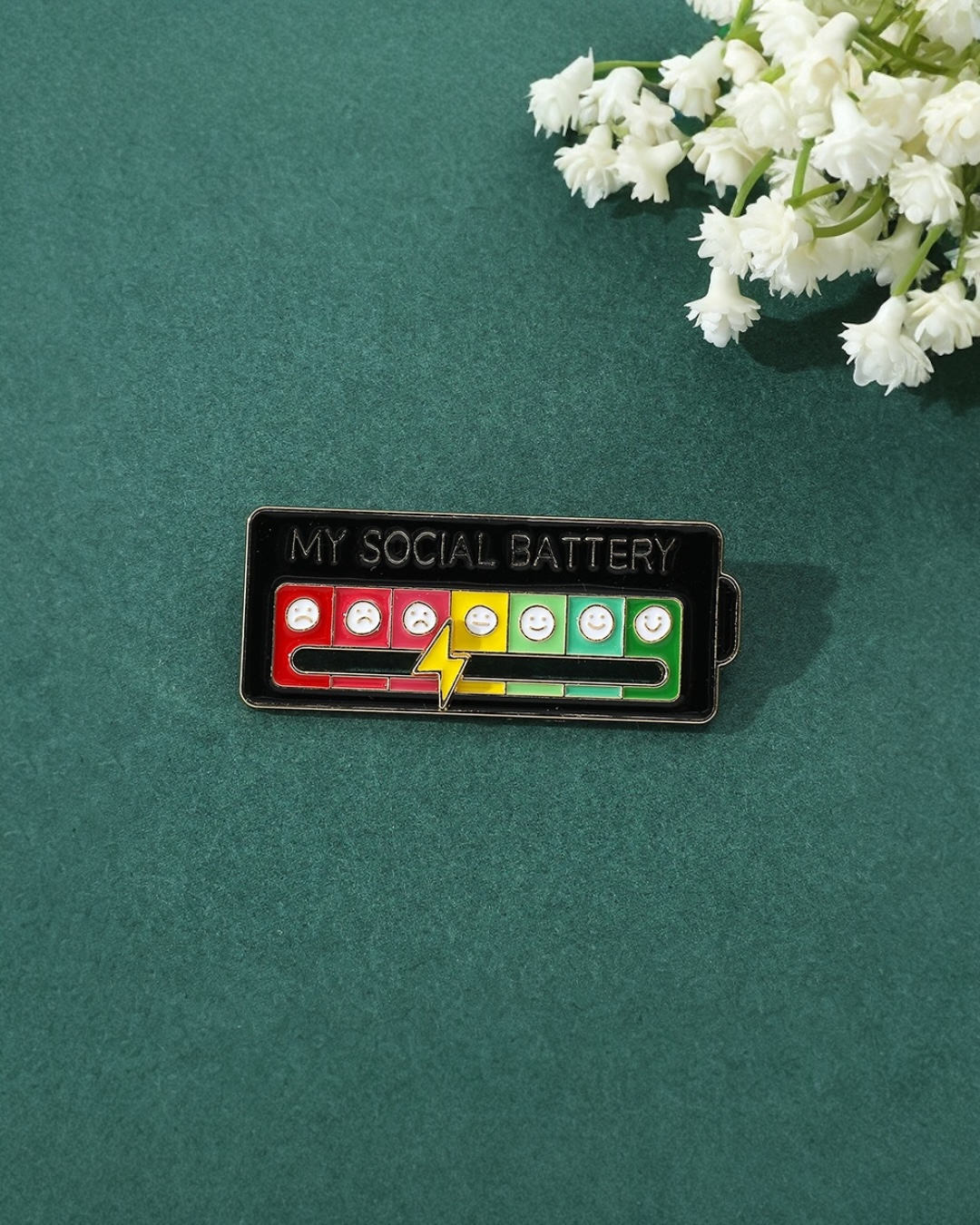 Broche "My social Battery"