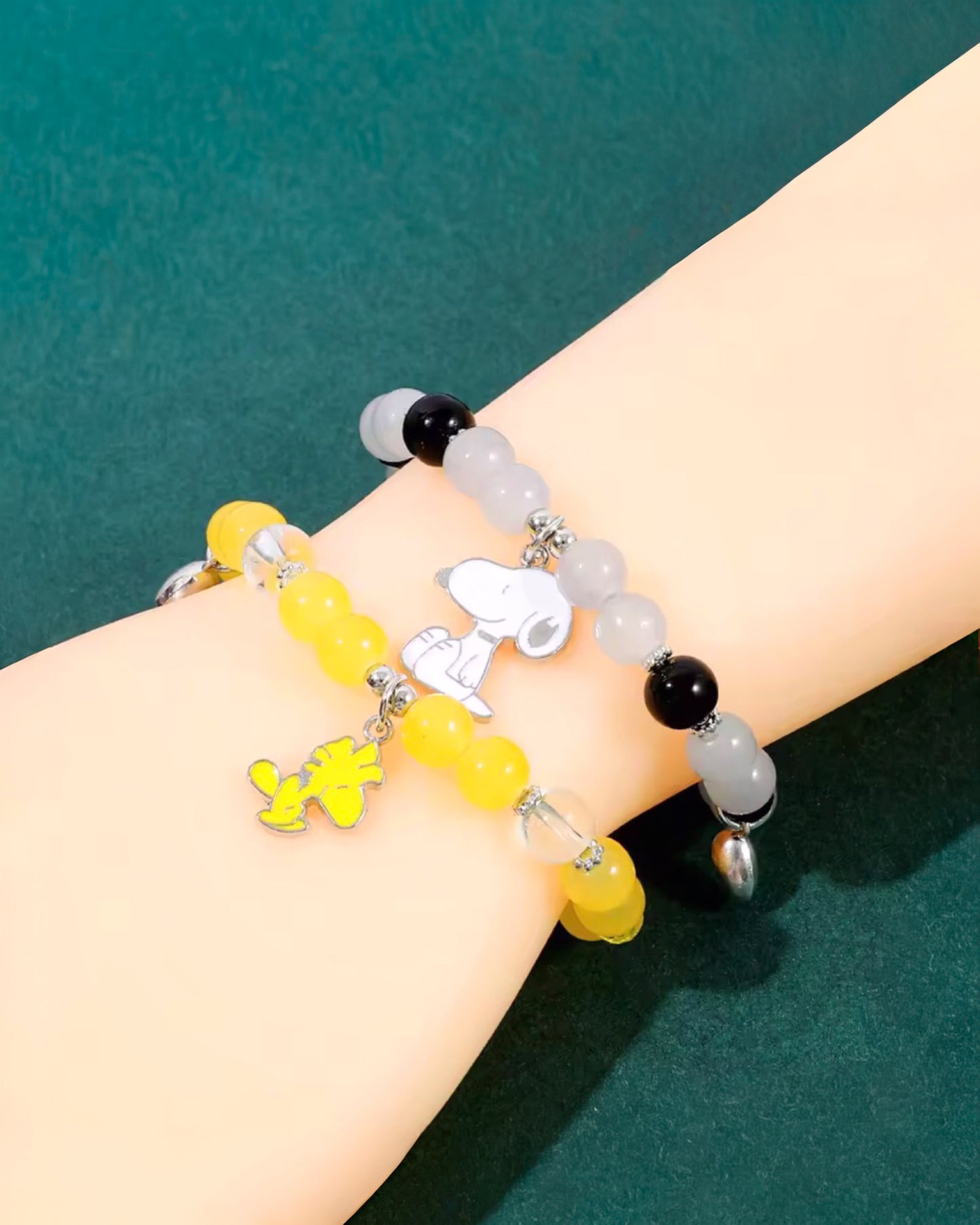 Set de pulseras Snoopy y Woodstock con imán