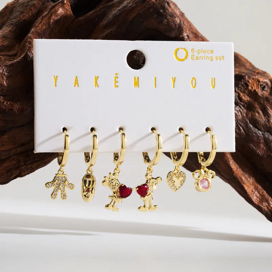 Set de 6 aretes Mickey y Minnie Mouse baño de oro 14k