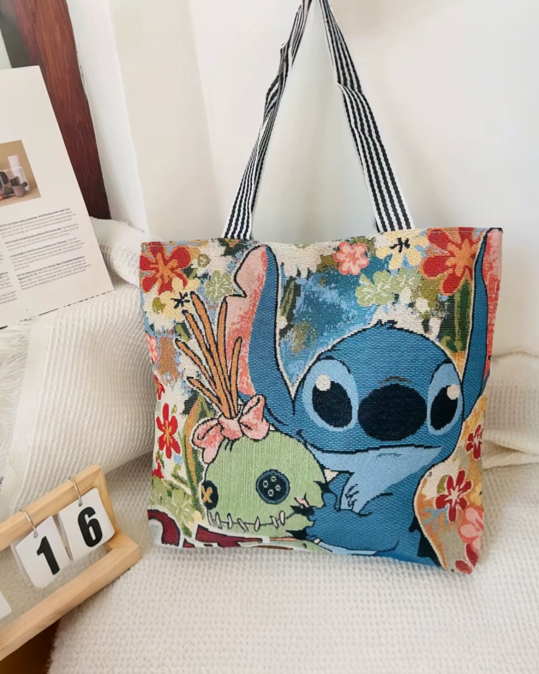 Tote bag tejido de Stitch con zipper