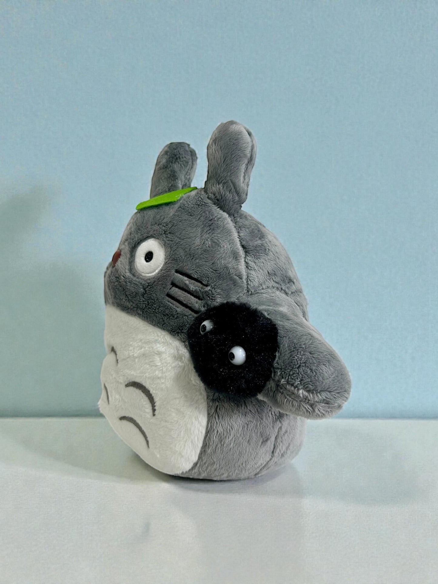 Peluche Totoro y susuwatari 35 cm