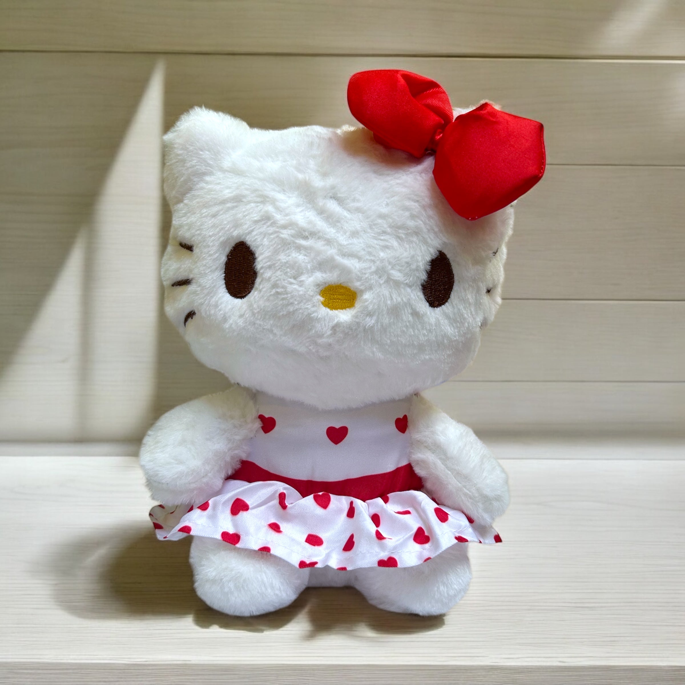 Peluche Hello Kitty 22 cm – Excálibur Costa Rica