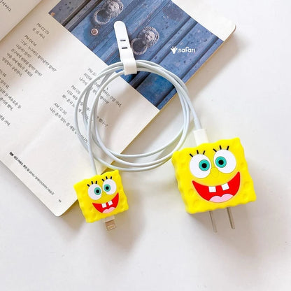 Set protector de cargador y cable celular Bob Esponja