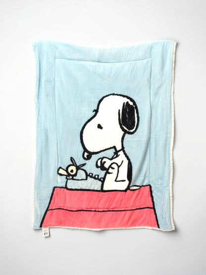 Cobijita original de Snoopy con reverso de “ovejita” 100 cm x 80 cm