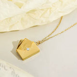 Collar sobre con cartita "Love you" de acero inoxidable dorado