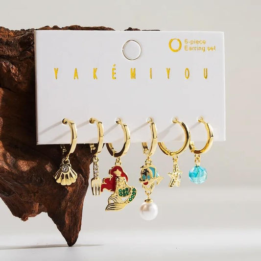 Set de 6 aretes de La Sirenita baño de oro 14k
