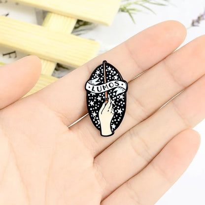 Pin Lumos