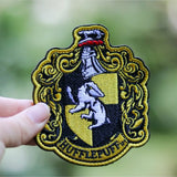 Parche bordado Hufflepuff 9 x 7 cm