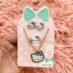 Set de collar, aretes y anillo ajustable de Hello Kitty